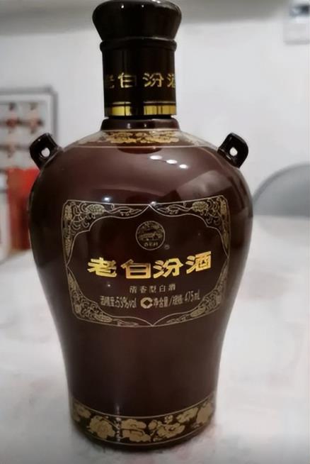 中国名酒排行榜前十名(全国十大白酒排名，全是纯粮佳酿)