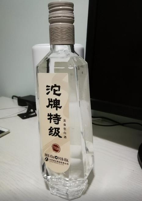 中国名酒排行榜前十名(全国十大白酒排名，全是纯粮佳酿)