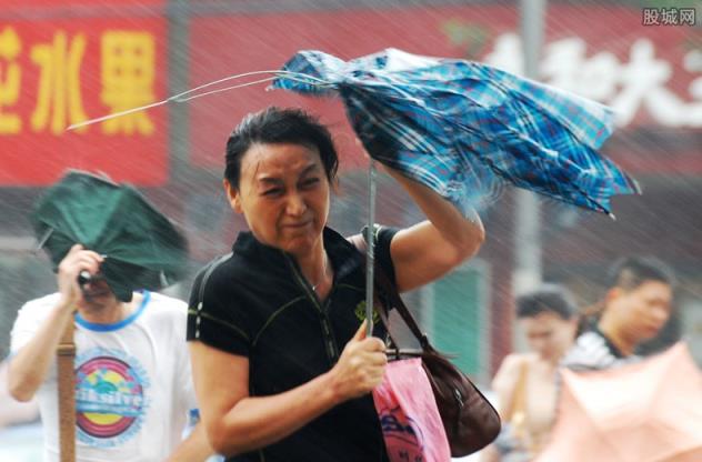 韩国首尔遇80年来最大降雨已致7死,局部降雨量吓人